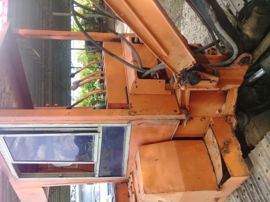 ขายด่วนรถแบคโฮเล็ก KOMATSU สภาพพร้อมใช้งาน