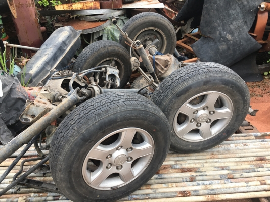 ช่วงล่างมาสด้าไฟเตอร+ล้อยางปี13 ส่งฟรี ตจว ขนส่ง