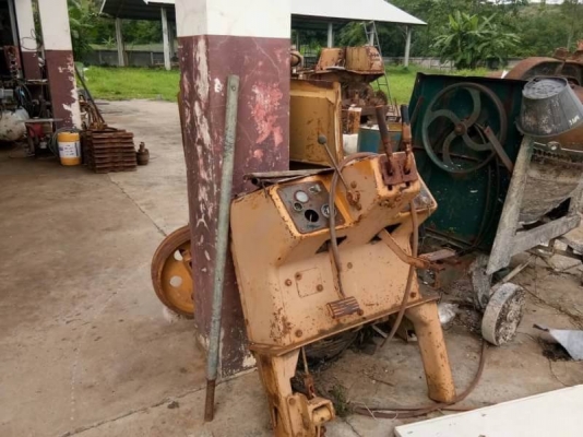 ขาย 175,000 บาท ซากรถแทรกเตอ  KOMATSU D50A-16 . ได้ 2 เครื่อง  เอกสารเล่มทะเบียน  รถอยู่ จ.ชัยภูมิ โทร&amp;ไอดีไลน์ 0610710295