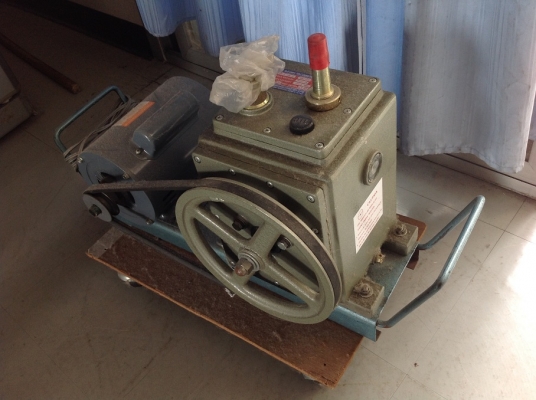 **ขายเครื่องแวคคั่มแบบสายพาน งานหนัก พร้อมมอเตอร์