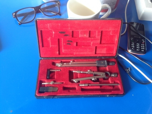 ขายเหมาเครื่องเขียน วงเวียน สเกล ฉากปรับองศา