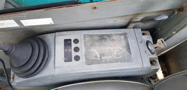 ขายด่วนรถแบคโฮKOBELCO-SK30URรุ่นยอดนิยมสวยๆคอลโทลสั่นน้ำมันปั่มนิ้วเครื่อง3D84เครื่องดีปั่มแรงรถนอกเพิ่งนำเข้ามาใหม่ยังไม่เคยใช้งานในเมืองไทยเลย