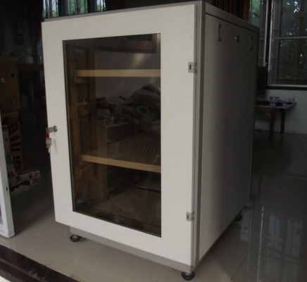 ขาย rack case. แร็ค ใส่ server เครื่องเสียง กล้องวงจรปิด 15U