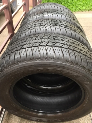 ยาง Bridgestone 265 60 18 ปี16 ดอกเต็มๆ ไม่มีปะ ใช้ยาว ราคาไม่แพง ยาง Bridgestone 265 60 18 ปี16 ดอกเต็มๆ ไม่มีปะ ใช้ยาว ราคาไม่แพง