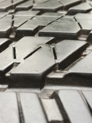 ยาง Bridgestone 265 60 18 ปี16 ดอกเต็มๆ ไม่มีปะ ใช้ยาว ราคาไม่แพง ยาง Bridgestone 265 60 18 ปี16 ดอกเต็มๆ ไม่มีปะ ใช้ยาว ราคาไม่แพง