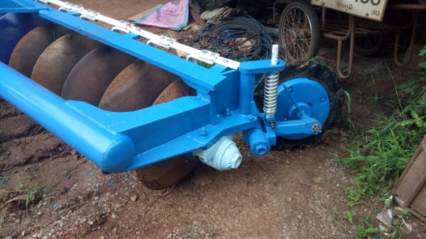 ขายหางเจ็ดใบ26"ของCMT ใบเต็ม สภาพพร้อมใช้ ขายหางเจ็ดใบ26"ของCMT ใบเต็ม สภาพพร้อมใช้