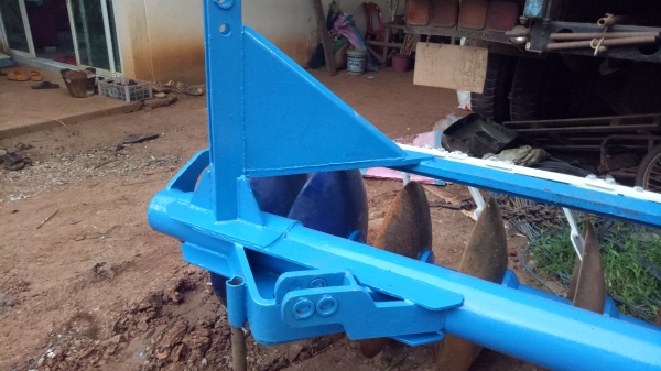 ขายหางเจ็ดใบ26"ของCMT ใบเต็ม สภาพพร้อมใช้ ขายหางเจ็ดใบ26"ของCMT ใบเต็ม สภาพพร้อมใช้