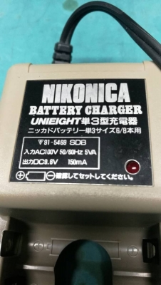 200 บ. ส่งฟรี 083-2000058 LINE ID: line832923 เครื่องชาร์ทถ่านขนาด AA ยี่ห้อ NIKONICA ใส่ได้ 8 กัอน 