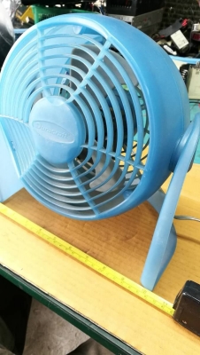 250 บ. ส่งฟรี 083-2000058  LINE ID: line832923 พัดลมขนาดเล็ก 2 สปีด kaz ใช้ไฟ 100V. กินไฟ 25 W.