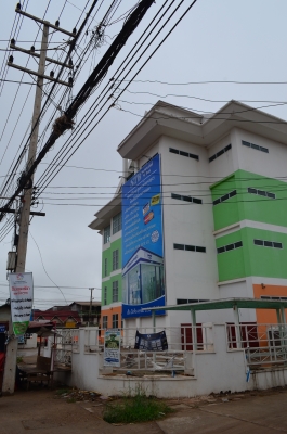 มีที่ให้เช่าในลาว ไปขายของด้วยกัน มีที่ให้เช่าในลาว ไปขายของด้วยกัน