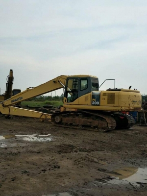 KOMATSU  PC 200-7