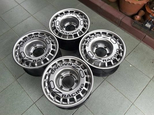 ล้อ OZ แท้ 5/139 ขอบ 15*7.5 et-5 สภาพใหม่ สวยๆ 1ชุด ล้อ OZ แท้ 5/139 ขอบ 15*7.5 et-5 สภาพใหม่ สวยๆ 1ชุด