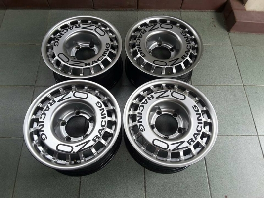 ล้อ OZ แท้ 5/139 ขอบ 15*7.5 et-5 สภาพใหม่ สวยๆ 1ชุด