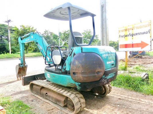 ขายรถขุด ยี่ห้อ: KOMATSU แบบ: PC30R-8  ราคา 400,000 บาท (ต่อรองได้) คอนโทนสั้นปั้มนิ้ว เครื่อง3สูบ สภาพเดิมๆจากญี่ปุ่น การใช้งาน3538ชม. รถเก่านอกแท้ญี่ปุ่น  มีเอกสารใบอินวอย ไม่เคยใช้งานในไทย100\% รถพร้อมใช้งาน สนใจติดต่อ :   โทร : 099-907-9273 กิ๊ฟ กมลชนก