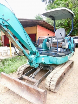 ขายรถขุด ยี่ห้อ: KOMATSU แบบ: PC30R-8  ราคา 400,000 บาท (ต่อรองได้) คอนโทนสั้นปั้มนิ้ว เครื่อง3สูบ สภาพเดิมๆจากญี่ปุ่น การใช้งาน3538ชม. รถเก่านอกแท้ญี่ปุ่น  มีเอกสารใบอินวอย ไม่เคยใช้งานในไทย100\% รถพร้อมใช้งาน สนใจติดต่อ :   โทร : 099-907-9273 กิ๊ฟ กมลชนก