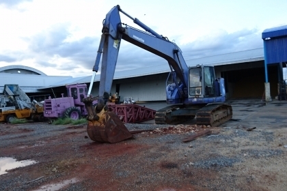 ขายรถแบคโฮ KOMATSU PC228US-2 (สภาพดีมาก) ขายรถแบคโฮ KOMATSU PC228US-2 (สภาพดีมาก)