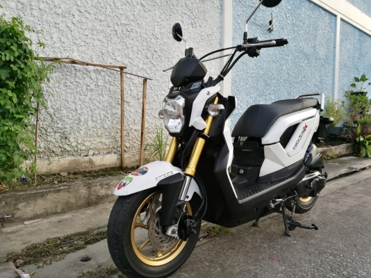 zoomer x ตัวtop คอมบายเบรค รถบ้านมือเดียว สด-ผ่อน รูดบัตรได้