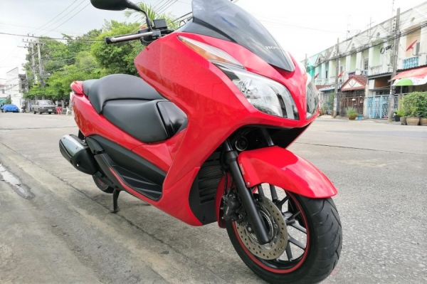 Forza 300 วิ่ง5000โล มือเดียว สีสดมาก