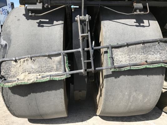 รถบด Sakai รุ่น T600C นำเข้าจากญี่ปุ่น สภาพดีมาก ๆ เครื่อง Isuzu 6BG1