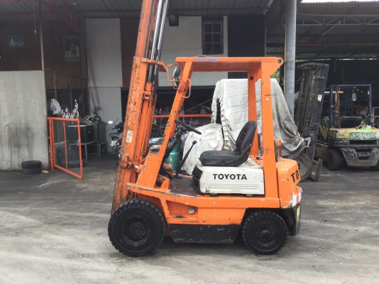 ขาย โตโยต้า รุ่น 3 เบนซิล เสา 3 เมตร