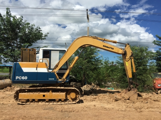 แบคโฮPC60-6 เครื่องดี เอวแน่น