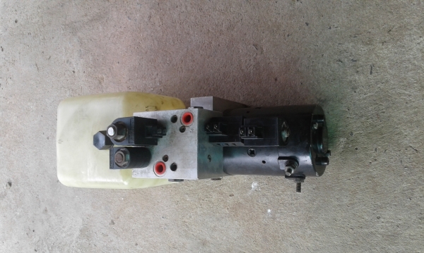 ขายปั้ม DC 24V. USA.