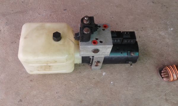 ขายปั้ม DC 24V. USA.