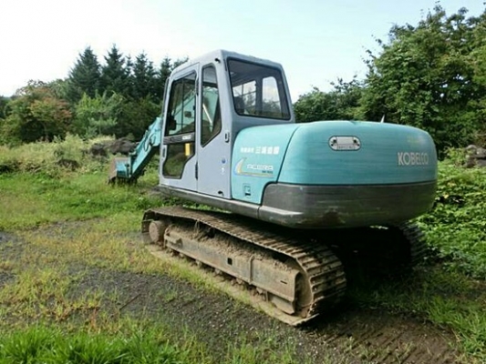 ขายรถขุดนำเข้าจากประเทศญี่ปุ่น kobelco sk 100 super สนใจติดต่อสอบถาม 092-3309229 อีด