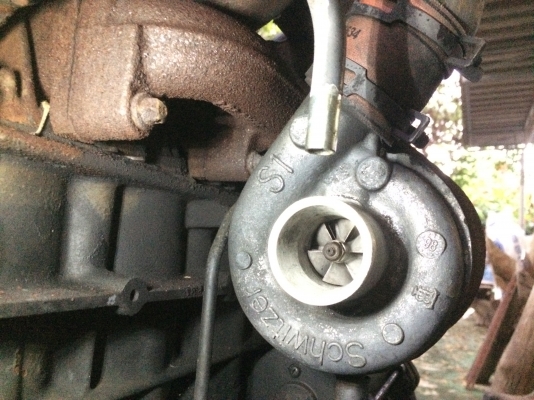 ขายเครื่องยนต์ด๊อซ 4 สูบเทอร์โบ พร้อมปั๊มไฮโดรลิกส์ DEUTZ BF4M 1011F Turbo ขายเครื่องยนต์ด๊อซ 4 สูบเทอร์โบ พร้อมปั๊มไฮโดรลิกส์ DEUTZ BF4M 1011F Turbo