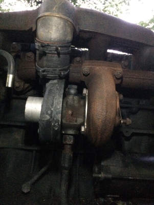 ขายเครื่องยนต์ด๊อซ 4 สูบเทอร์โบ พร้อมปั๊มไฮโดรลิกส์ DEUTZ BF4M 1011F Turbo ขายเครื่องยนต์ด๊อซ 4 สูบเทอร์โบ พร้อมปั๊มไฮโดรลิกส์ DEUTZ BF4M 1011F Turbo