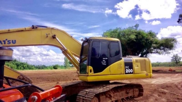 ขายด่วน PC200-7