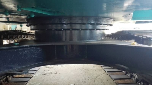 ขาย 1,050,000 บาท KOBELCO SK135  YV04 เก่านอก เครื่องดี ปั้มแรง โช่หนา เอวแน่น ไฟฟ้าครบ เอกสารอินวอยท์  รถอยู่ มีนบุรี  090-772-3710 090-772-3708