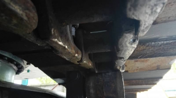 ขาย 1,050,000 บาท KOBELCO SK135  YV04 เก่านอก เครื่องดี ปั้มแรง โช่หนา เอวแน่น ไฟฟ้าครบ เอกสารอินวอยท์  รถอยู่ มีนบุรี  090-772-3710 090-772-3708