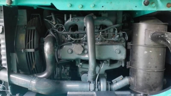 ขาย 1,050,000 บาท KOBELCO SK135  YV04 เก่านอก เครื่องดี ปั้มแรง โช่หนา เอวแน่น ไฟฟ้าครบ เอกสารอินวอยท์  รถอยู่ มีนบุรี  090-772-3710 090-772-3708