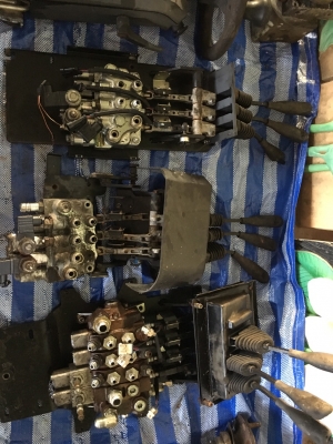 คอนโทรนน้ำมัน