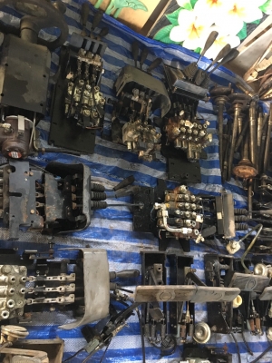 คอนโทรนน้ำมัน