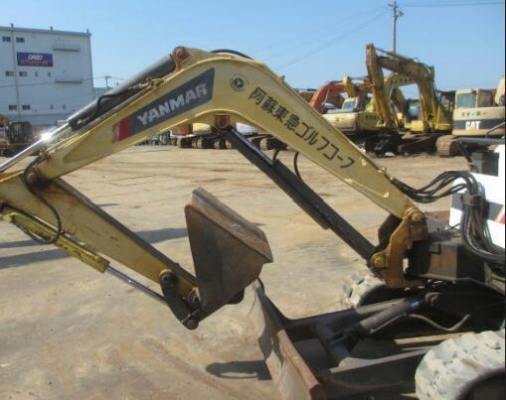 ขายyanma B27เทียบเท่าpc30 นำเข้า ญี่ปุ่น