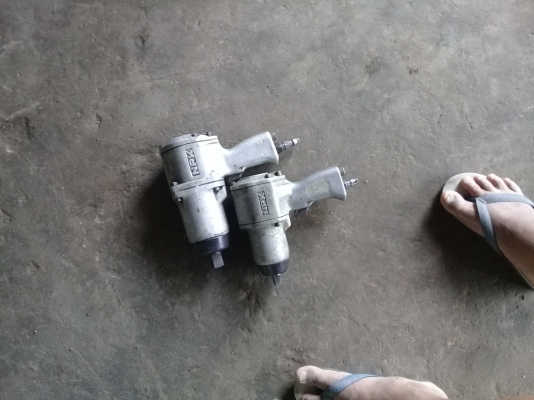 บล้อคลม 4หุ่น กับ6หุ่น japan