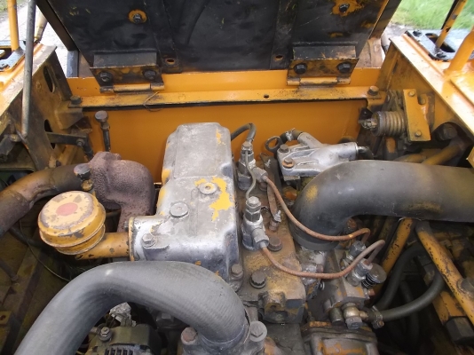 ขายรถตักKOMATSU WA 30-1 เก่าในทำสีใหม่พร้อมใช้งาน