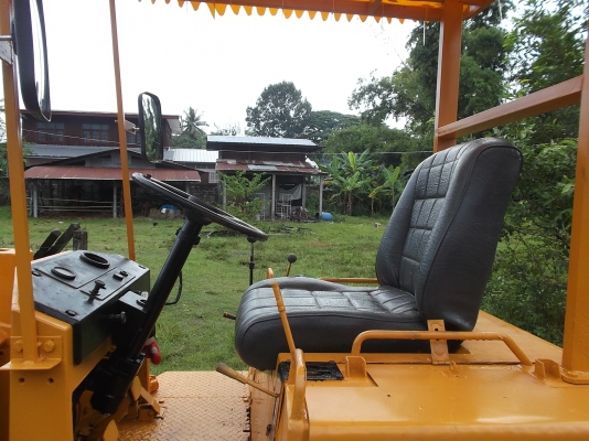 ขายรถตักKOMATSU WA 30-1 เก่าในทำสีใหม่พร้อมใช้งาน