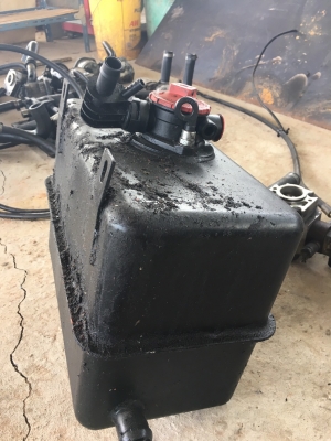 ถังน้ำมัน