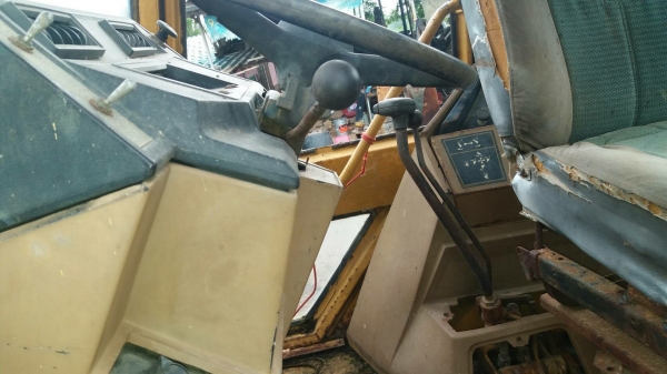 รถตัก Cat 428 เดิมๆ ตามรุ่น เพลาเดียว เอกสารเล่มทะเบียน