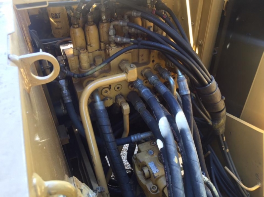 CATERPILLAR 312D(เปลี่ยนหัวฉีดใหม่เรียบร้อย) CATERPILLAR 312D(เปลี่ยนหัวฉีดใหม่เรียบร้อย)