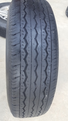 ขายล้อISUZU ขอบ15 ยาง195R15 ปี 15  4 ล้อ