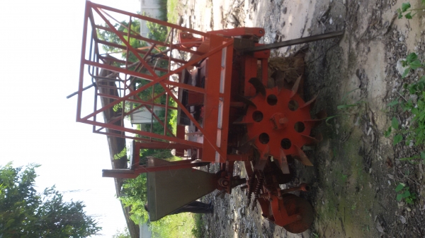 เครื่องปลูกอ้อย