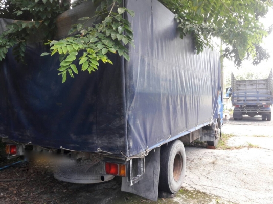 รถอีซูซุ 6 ล้อ ( ไม่ดั้ม ) NPR เปลื่ยนเครื่อง 135 แรงม้า. ปี 44. สนใจติดต่อ 081 - 6079515 รถอีซูซุ 6 ล้อ ( ไม่ดั้ม ) NPR เปลื่ยนเครื่อง 135 แรงม้า. ปี 44. สนใจติดต่อ 081 - 6079515