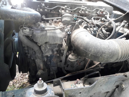รถอีซูซุ 6 ล้อ ( ไม่ดั้ม ) NPR เปลื่ยนเครื่อง 135 แรงม้า. ปี 44. สนใจติดต่อ 081 - 6079515