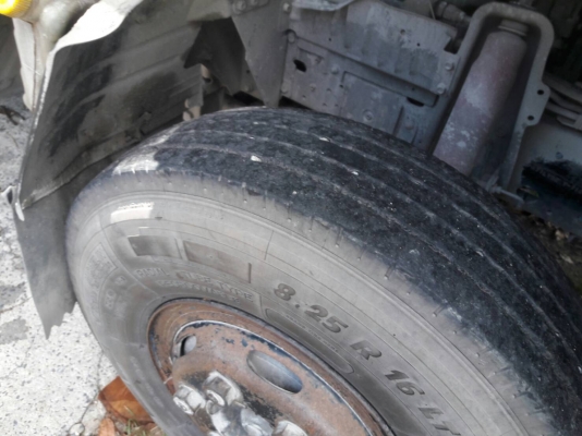 รถอีซูซุ 6 ล้อ ( ไม่ดั้ม ) NPR เปลื่ยนเครื่อง 135 แรงม้า. ปี 44. สนใจติดต่อ 081 - 6079515 รถอีซูซุ 6 ล้อ ( ไม่ดั้ม ) NPR เปลื่ยนเครื่อง 135 แรงม้า. ปี 44. สนใจติดต่อ 081 - 6079515