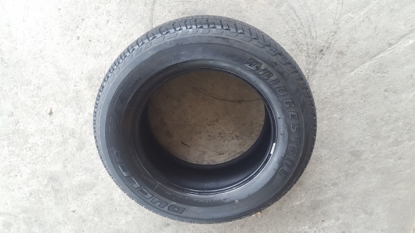 ขายยาง265/60/18 ปี 3015 BRIDGESTONE HT684 4 เส้น