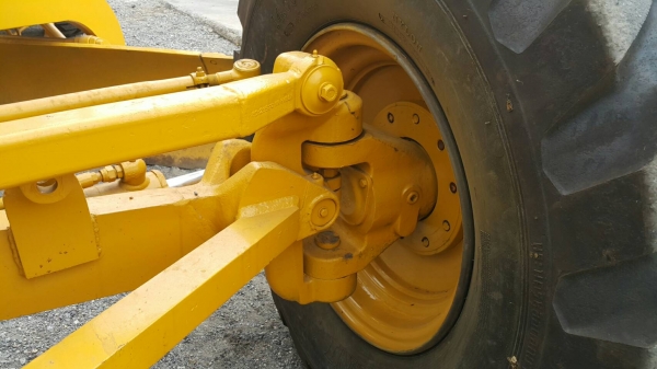 รถเกรด CAT 140G s/n 5MD03722 รถเกรด CAT 140G s/n 5MD03722